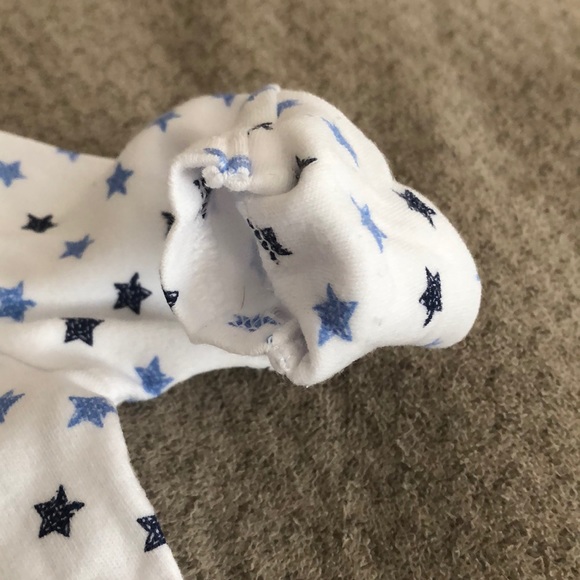 Early Days baby Pajama - up to 1 month 7.5 lbs - Picture 3 of 3